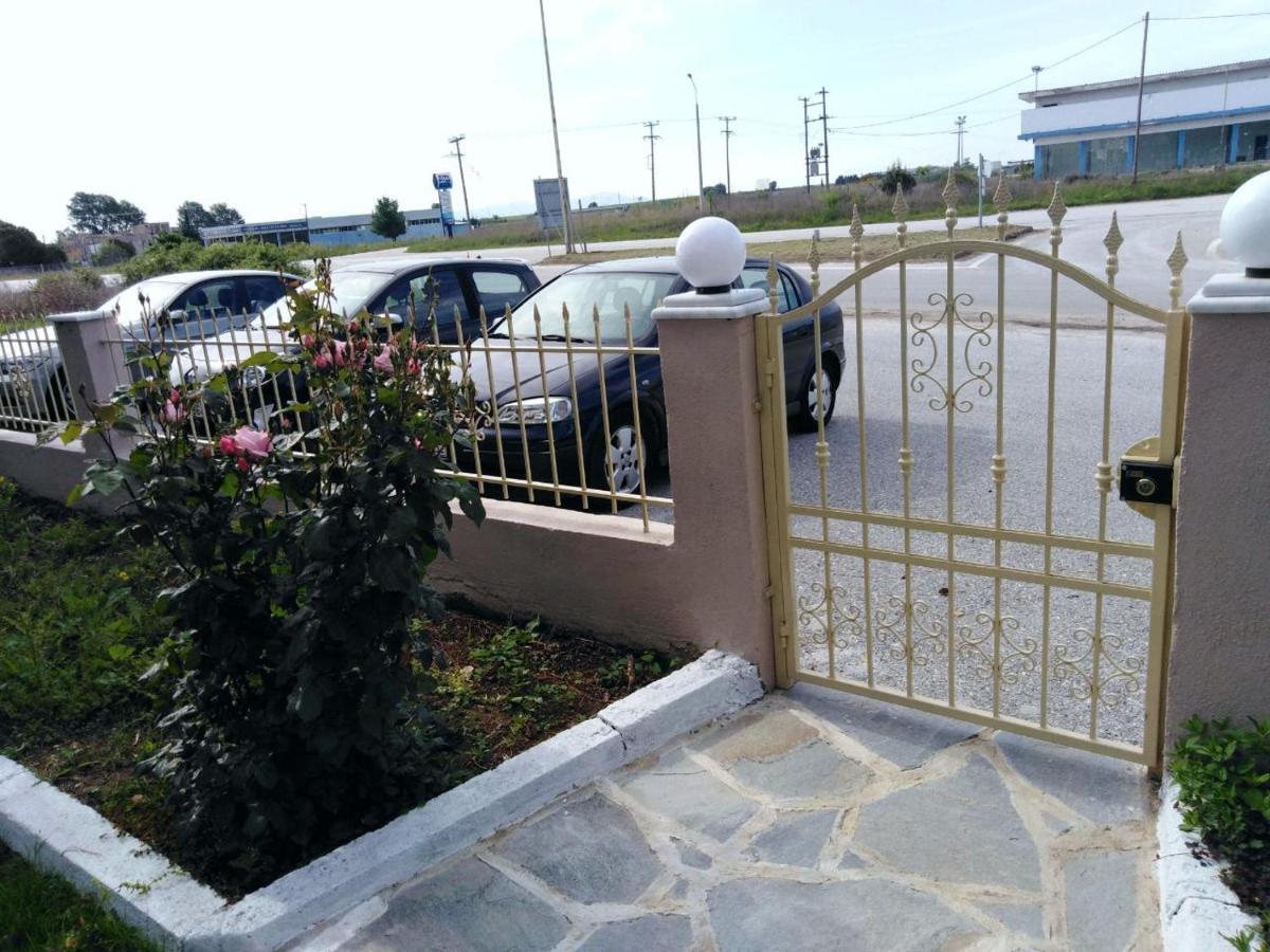 Cozy Apartments Komotini Exterior foto