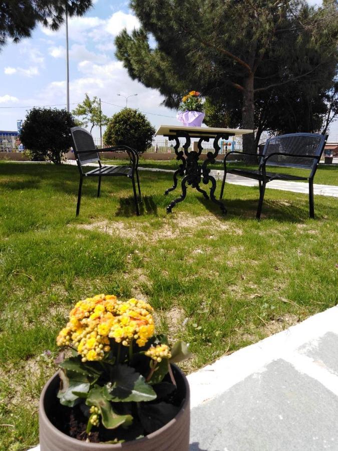 Cozy Apartments Komotini Exterior foto