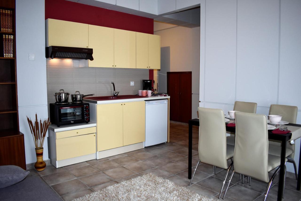 Cozy Apartments Komotini Exterior foto